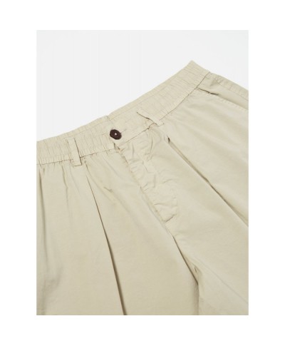 UNIVERSAL WORKS PLEATED TRACK SHORT STONE